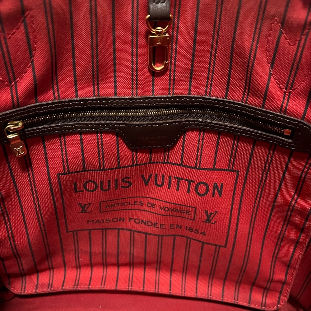 Louis Vuitton Neverfull MM - Picture 3 of 11